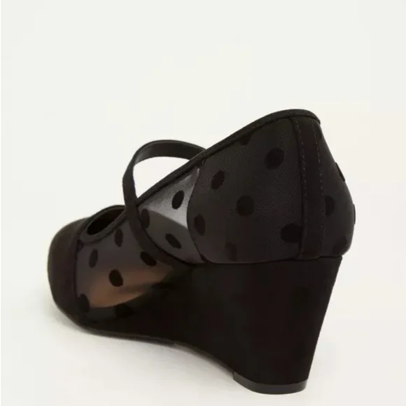 Size 12 wide Torrid Polka Dot mesh mini Wedge black sandals shoes - Picture 2 of 8